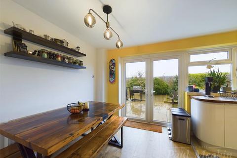 3 bedroom semi-detached house for sale, Mallard Road, Selsdon Vale, South Croydon, Surrey