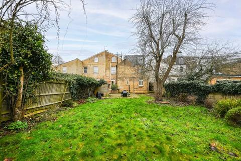 2 bedroom flat for sale, Trinity Road, Wood Green, London, N22