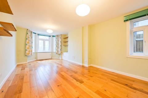 2 bedroom flat for sale, Trinity Road, Wood Green, London, N22