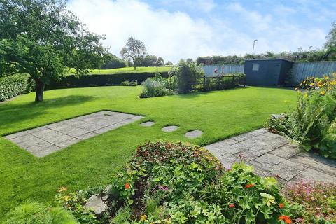 undefined, Hailwood, Fir Tree