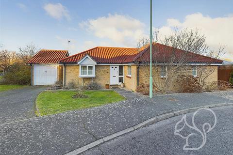 3 bedroom detached bungalow for sale, Sampson Drive, Long Melford