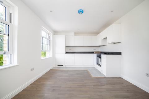 2 bedroom flat to rent, London, SE5