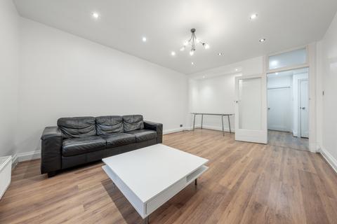 2 bedroom apartment to rent, Belmont Court, London NW11