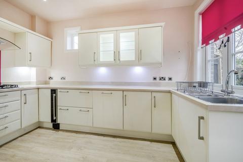 3 bedroom semi-detached house for sale, King George Avenue, Petersfield, GU32