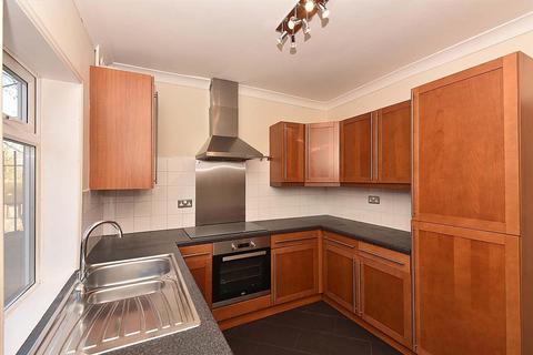 2 bedroom end of terrace house to rent, Vernon Street, Macclesfield, Cheshire, SK10 1ND