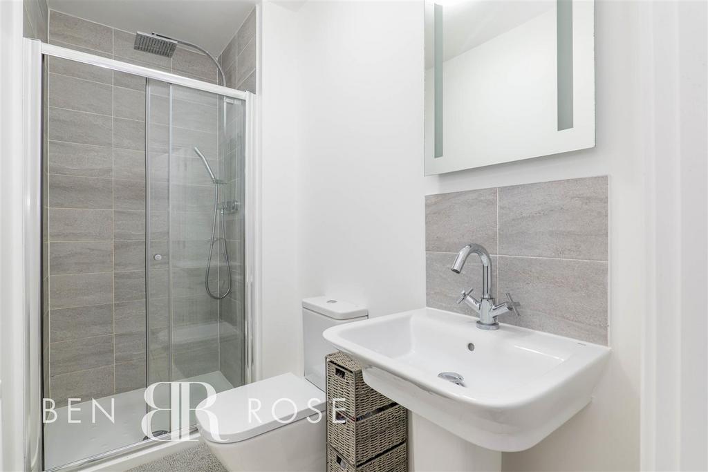 Master Ensuite