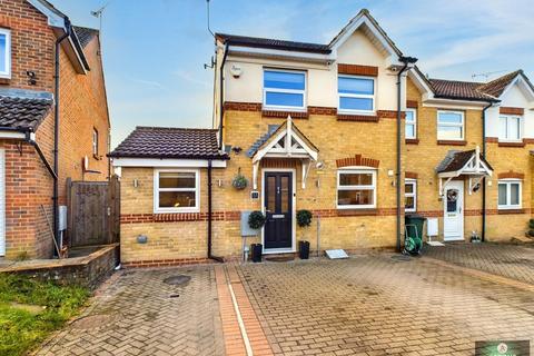 4 bedroom end of terrace house for sale, Bosham Road, Maidenbower RH10