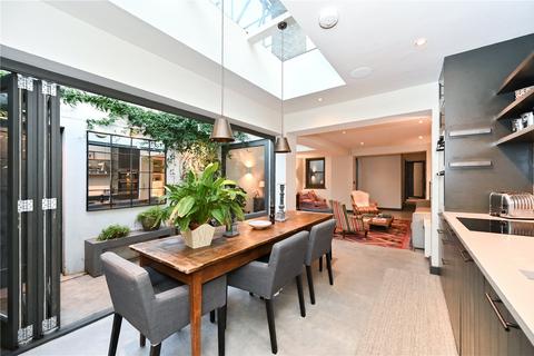 3 bedroom ground floor flat for sale, Helix Road, London, SW2