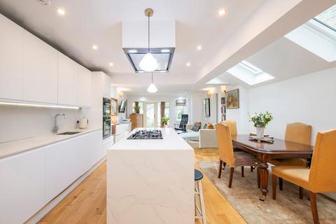 39 Ringford Road, London, SW18 1RP