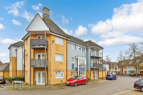 1 bedroom flat for sale, Sir Henry Brackenbury Road, Repton Park, Ashford, Kent