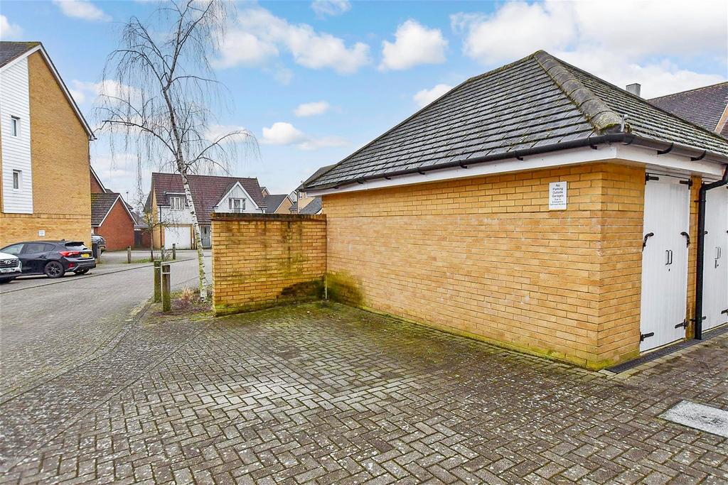 Driveway/Parking