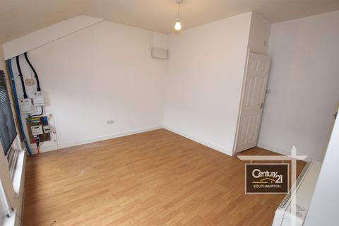 1 bedroom flat to rent, Market Street, Eastleigh SO50