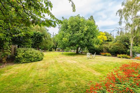 4 bedroom detached house for sale, Oak Avenue, Sheerness ME12