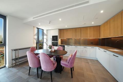 2 bedroom apartment to rent, London Dock, Boxwood Gardens, E1W