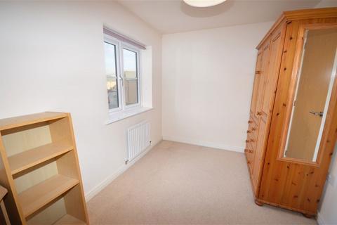 2 bedroom townhouse to rent, Southlands Close, South Milford, LS25