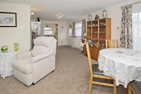 2 bedroom mobile home for sale, Elstree Park, Barnet Lane, Borehamwood WD6