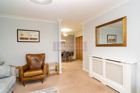 2 bedroom apartment for sale, The Reddings, Red Road, Borehamwood WD6