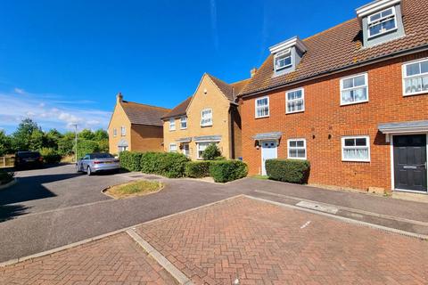 3 bedroom end of terrace house for sale, Brambles Close, Sheerness ME12