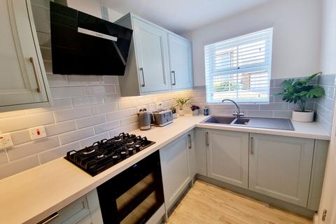 3 bedroom end of terrace house for sale, Brambles Close, Sheerness ME12