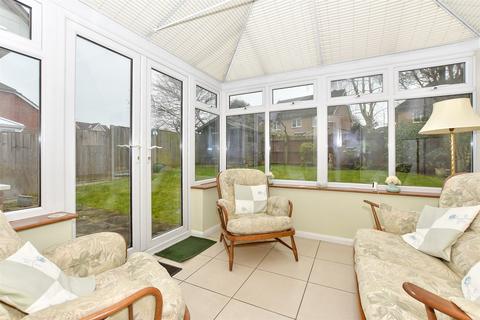 4 bedroom detached house for sale, Alec Pemble Close, Kennington, Ashford, Kent