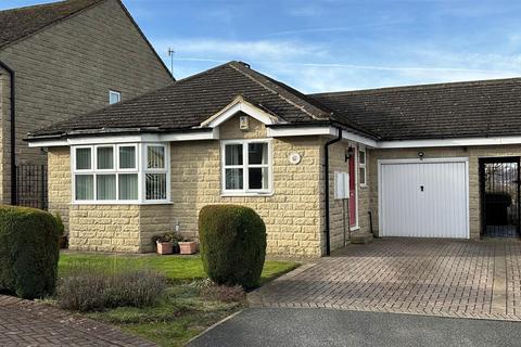 3 bedroom semi-detached bungalow for sale, Little Cote, Thackley, Bradford