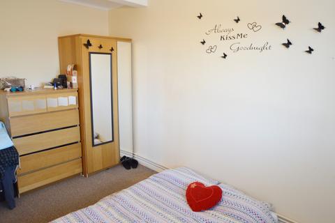 2 bedroom apartment to rent, Langley, Langley, Berkshire, SL3