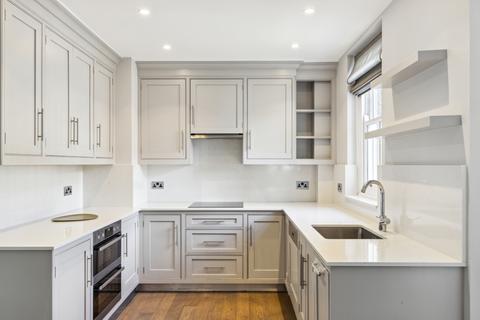 5 bedroom flat to rent, Lincoln House, Basil Street, London
