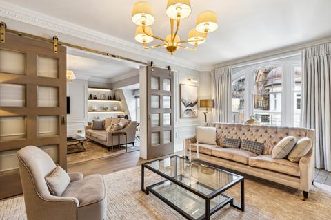 undefined, Lincoln House, Basil Street, London