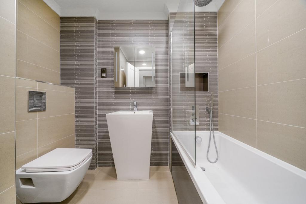 Apartment in St John's Wood - View 4