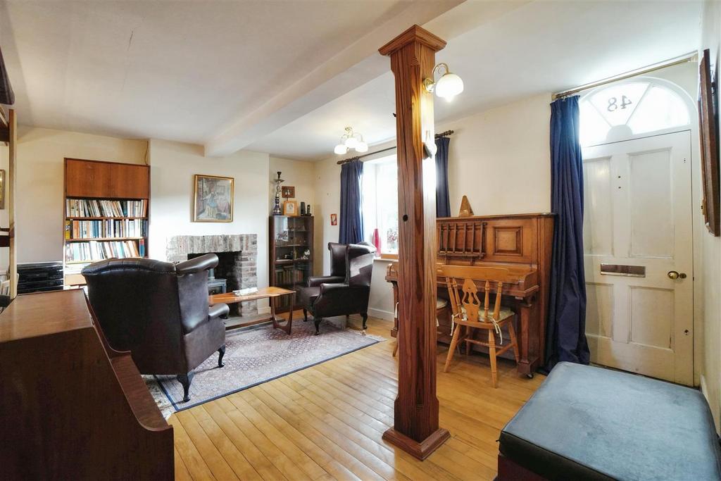 Dining Lounge