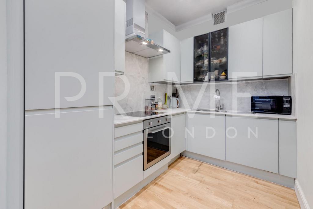 KITCHEN1.jpg