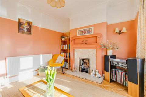 8 Athelstan Road, Cardiff, CF14 2EP