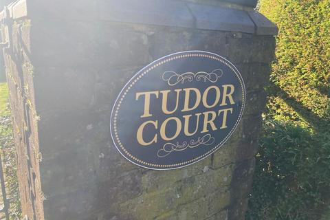 1 bedroom property to rent, 15 Tudor Court, Loring Road, Newcastle