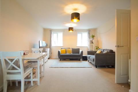 2 bedroom apartment to rent, St. Lucia Crescent, Bristol BS7