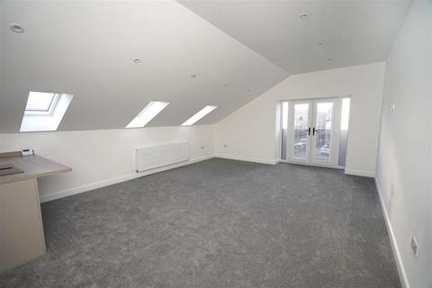 2 bedroom flat to rent, High Street, Belmont, Bolton