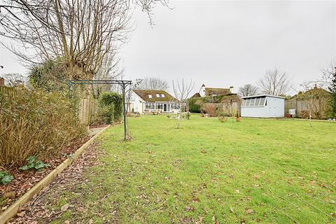 3 Oakleigh Road, Bexhill-on-sea, TN39 4PY