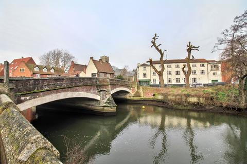 2 bedroom cottage to rent, Quayside, Norwich NR3