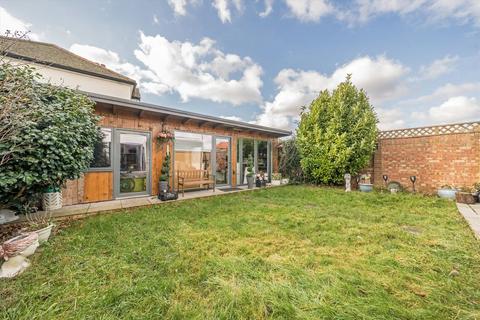 70 Ravenswood Avenue, Surbiton, KT6 7NP