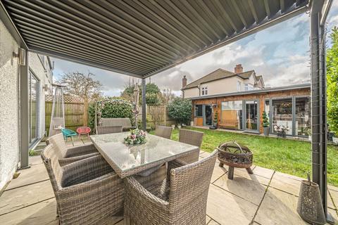 70 Ravenswood Avenue, Surbiton, KT6 7NP