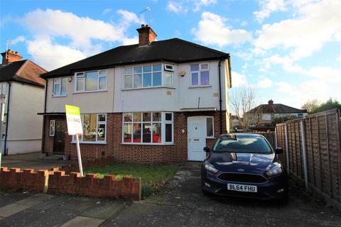 4 bedroom semi-detached house to rent, Dellfield Crescent, Uxbridge,