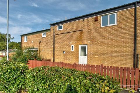 3 bedroom semi-detached house to rent, Dalwood Court, Hemlington, TS8