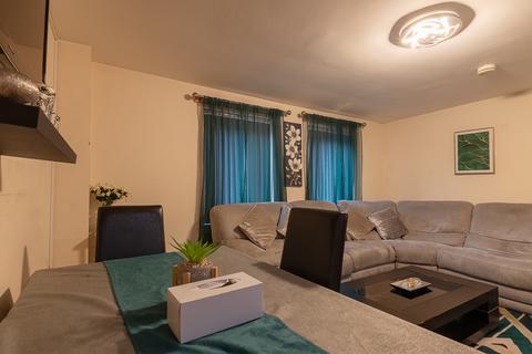undefined, Curzon Street, Burton-on-Trent DE14