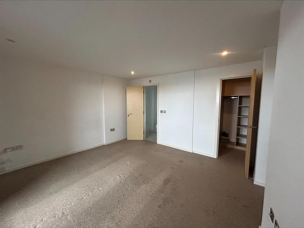 Processed-AADDA163-5274-4 B7 C-92 C0-CE27 FF8 F8672.jpe