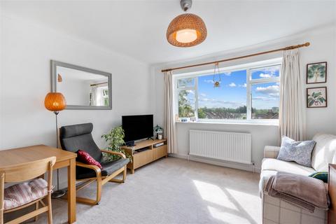 2 bedroom flat for sale, Worple Road, West Wimbledon SW20