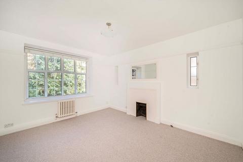 2 bedroom flat for sale, Heathfield Terrace, London W4