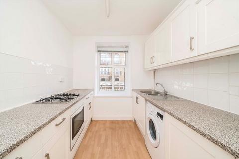 2 bedroom flat for sale, Heathfield Terrace, London W4