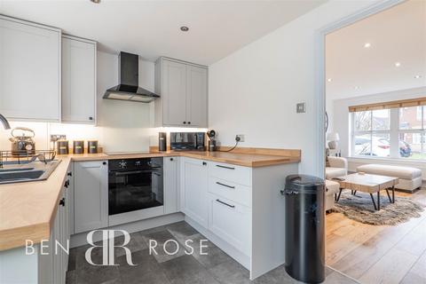 28 Belfry Close, Euxton, Chorley, PR7 6FG