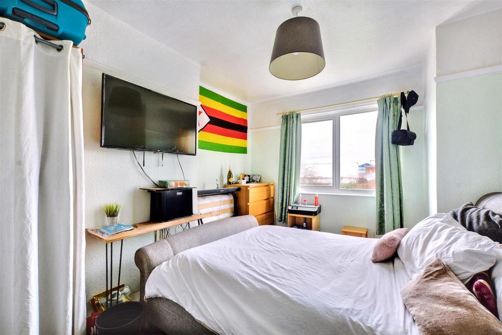 Bedroom 2.jpeg