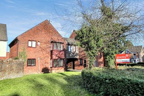 2 bedroom flat for sale, Wimborne