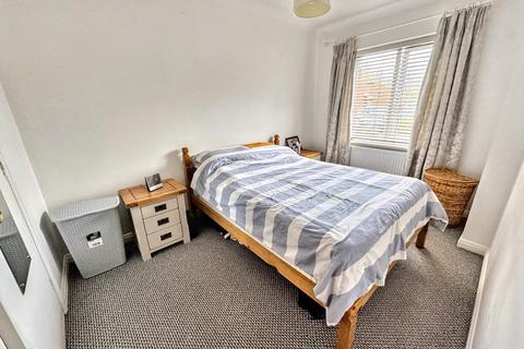 2 bedroom flat for sale, Wimborne